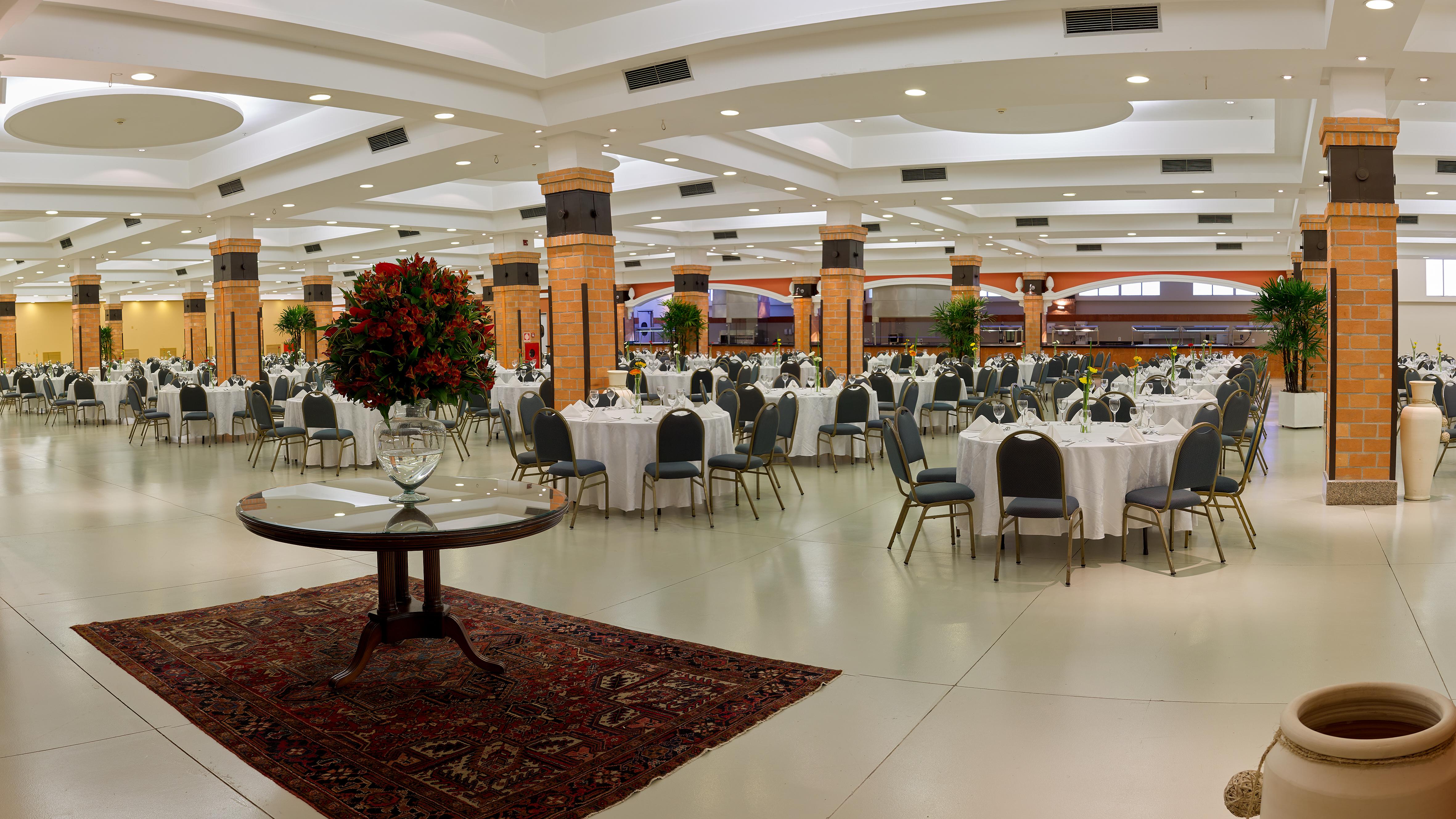 Bourbon Resort Atibaia Exterior foto The ballroom at the Sheraton São Paulo.