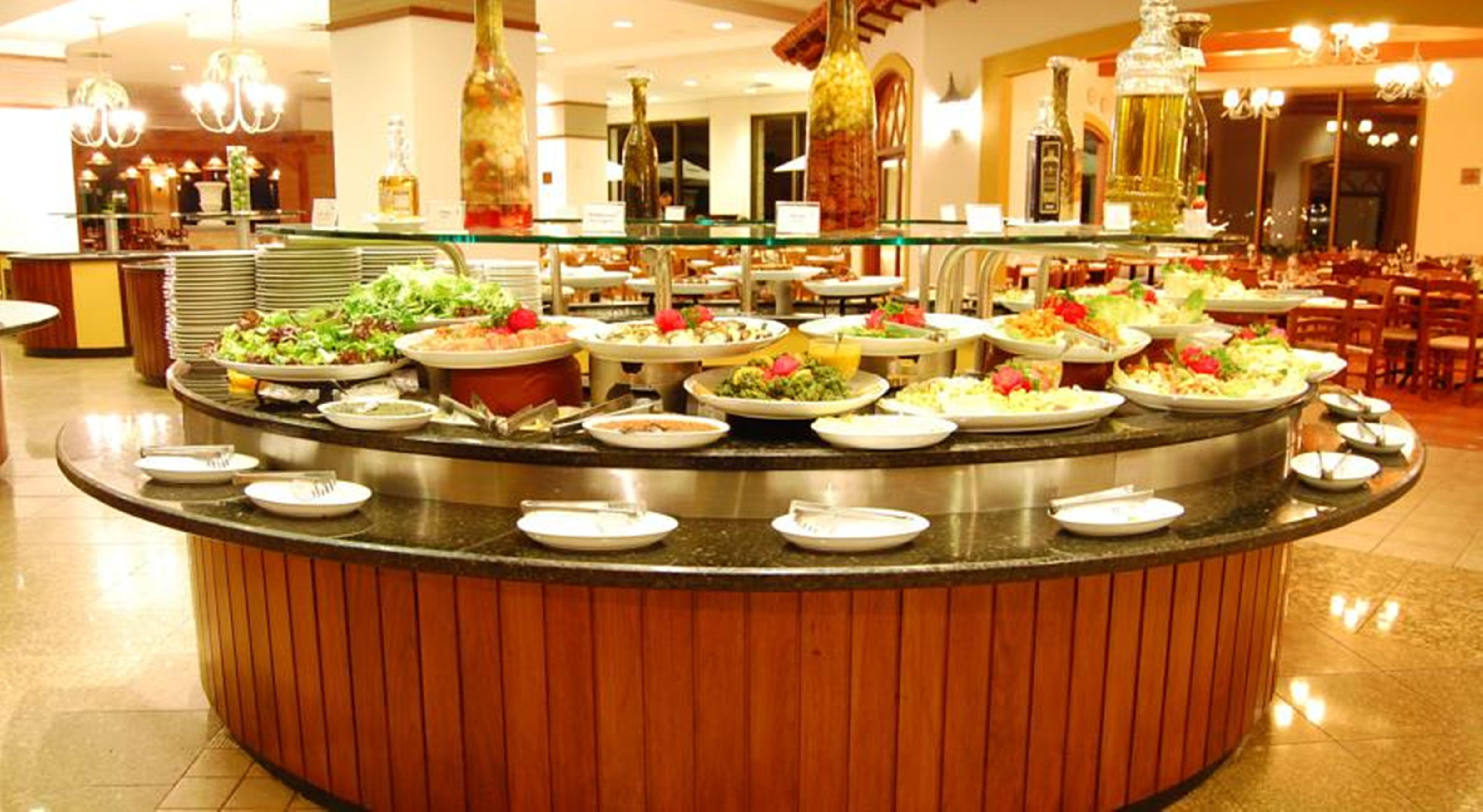 Bourbon Resort Atibaia Exterior foto A salad bar