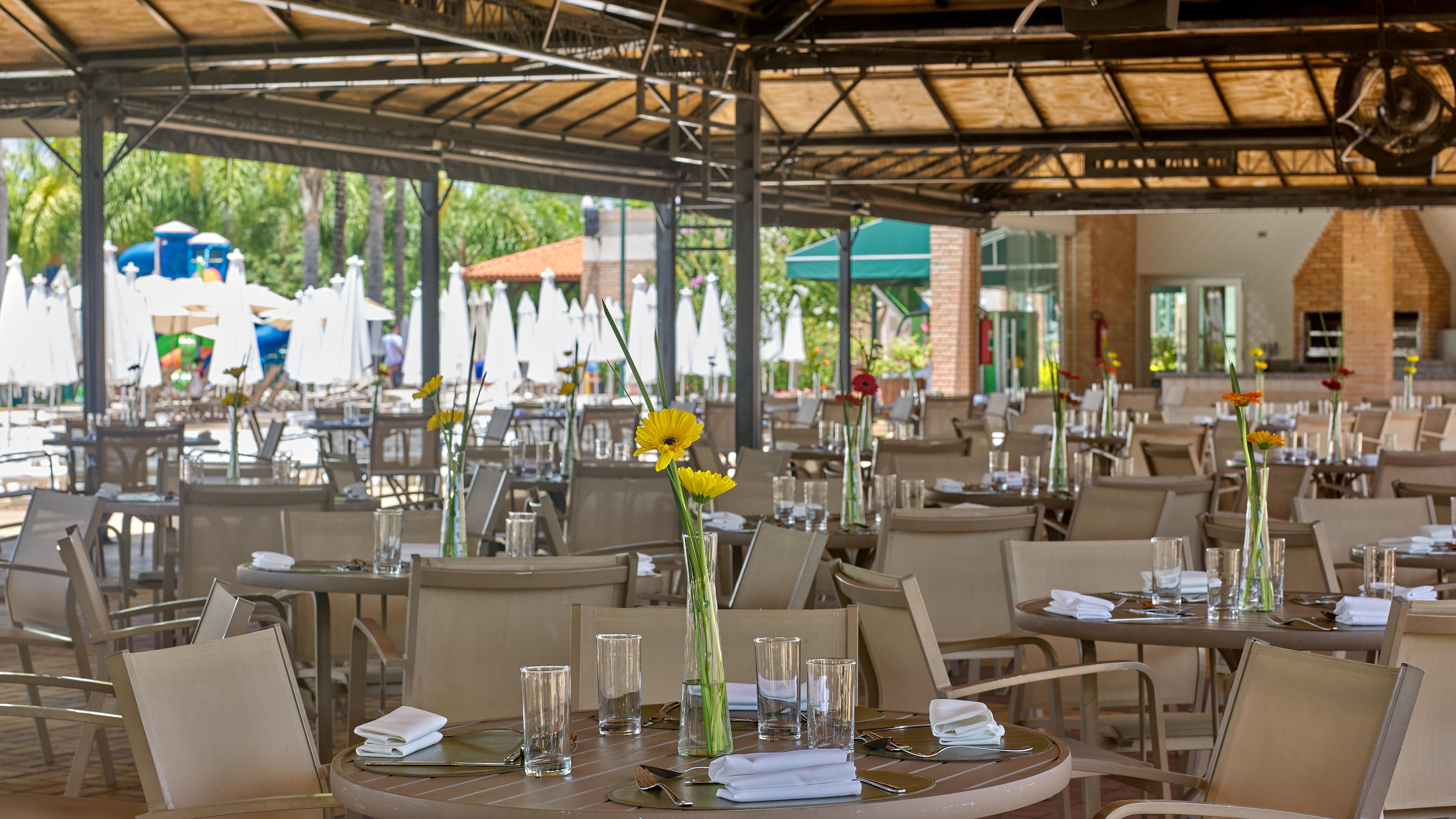Bourbon Resort Atibaia Exterior foto The restaurant at the Hotel